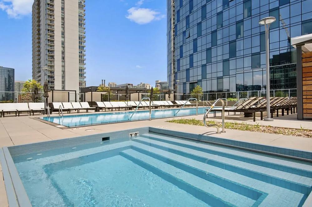 727 West Madison 727 W Madison St, Chicago, IL 60661
