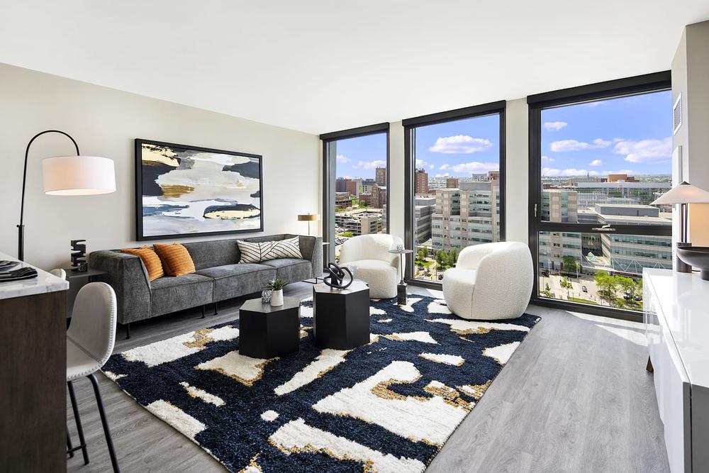 Atrio Apartments 1922 W Ogden Ave, Chicago, IL 60612 Medical District - Leasing by Cross Street
