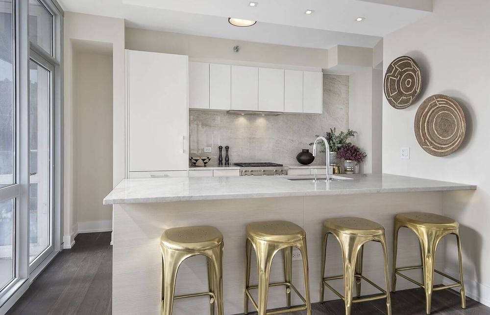 Two West 2 W Delaware Pl, Chicago, IL 60610