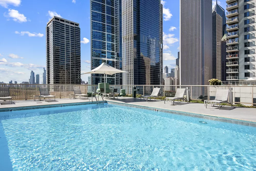 Shoreham and Tides 400 East South Water Street, Chicago, IL 60601