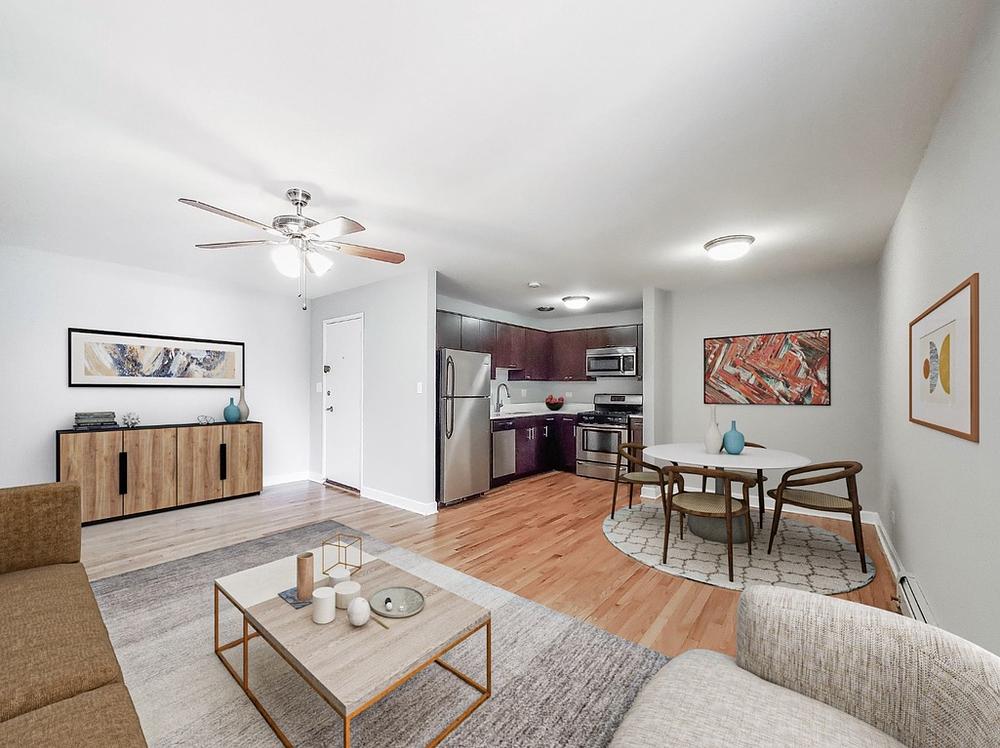 Grace Shores 639 W Grace St, Chicago, IL 60613