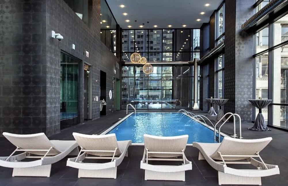 73 East Lake 73 E Lake St, Chicago, IL 60601