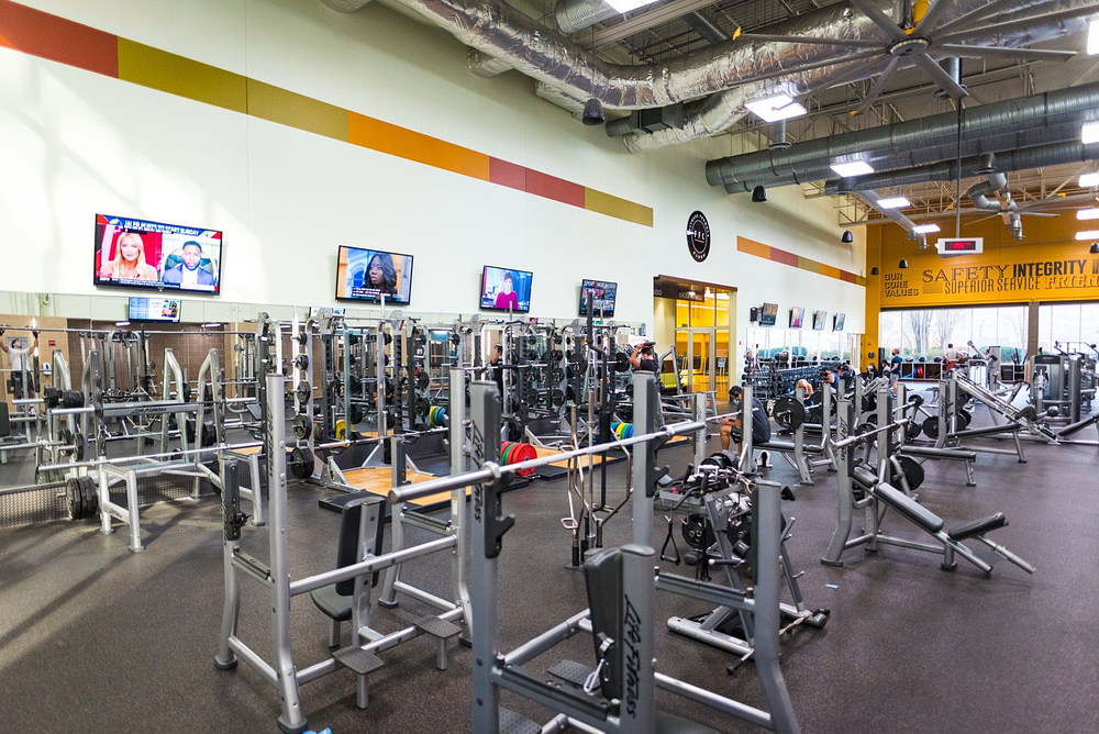 Presidential Towers  555 W Madison St, Chicago, IL 60661 West Loop - Leasing by Cross Street
