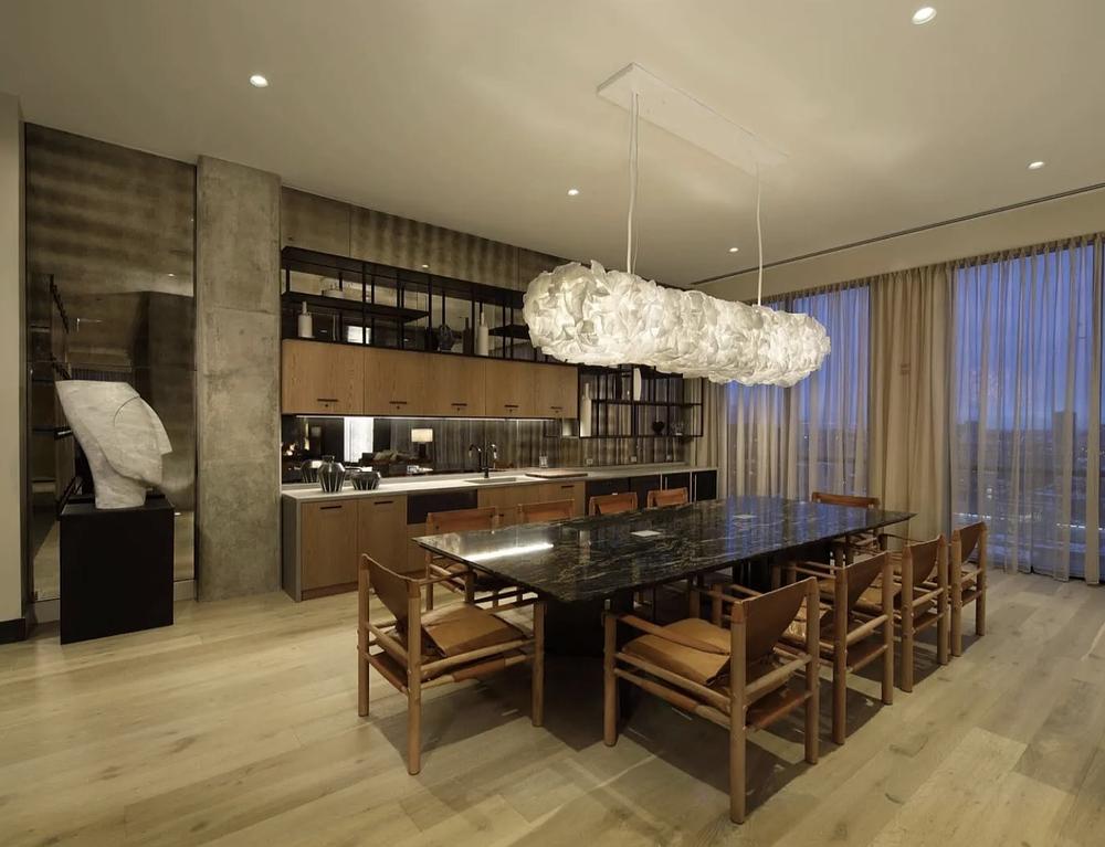 Union West 939 W Washington Blvd, Chicago, IL 60606
