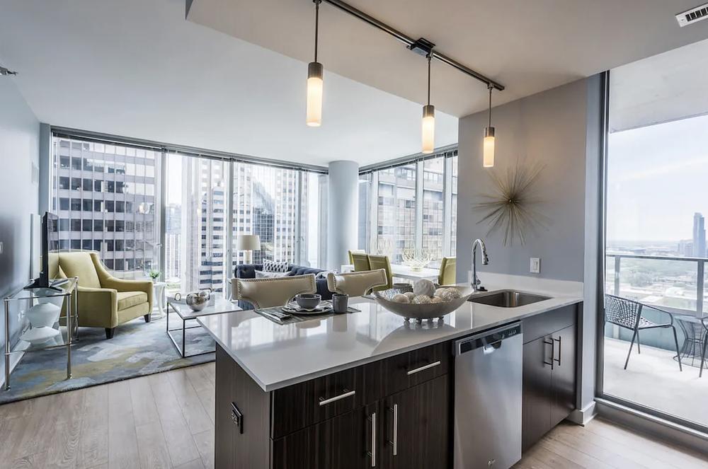 MILA 201 N Garland Ct, Chicago, IL 60601