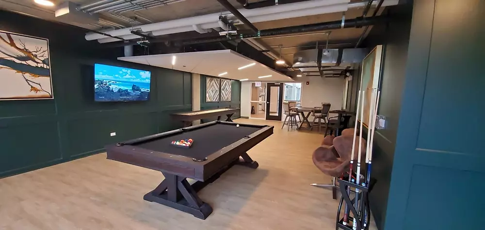 Lakeview 3200 3218 N Clark St, Chicago, IL 60657