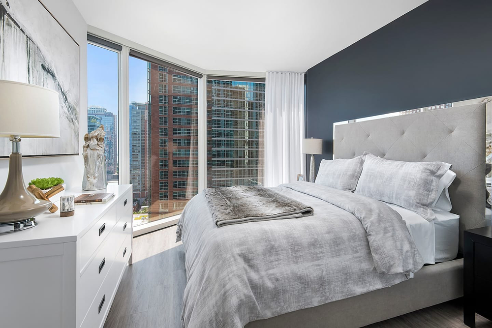 Moment 545 N McClurg Ct, Chicago, IL 60611