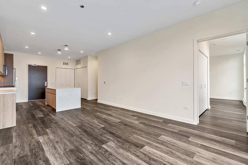 1122 W Chicago - Nevele22 1122 W Chicago Ave, Chicago, IL 60642