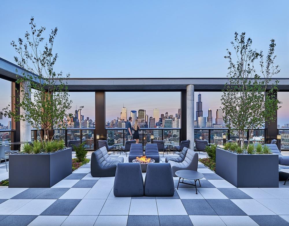 Fulbrix 160 N Elizabeth St, Chicago, IL 60607