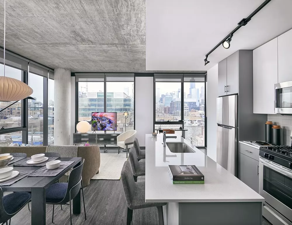 Fulbrix 160 N Elizabeth St, Chicago, IL 60607
