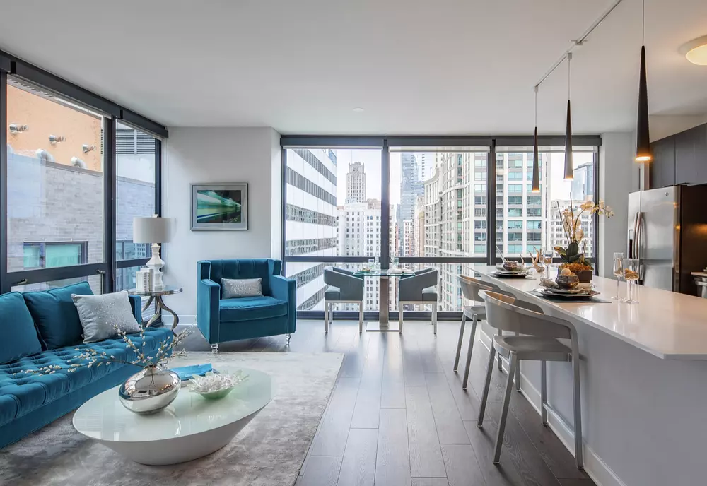 73 East Lake 73 E Lake St, Chicago, IL 60601