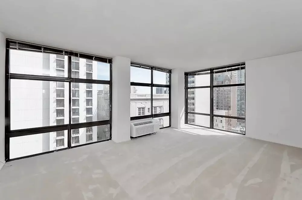 65 East Scott 65 East Scott Chicago, IL 60610