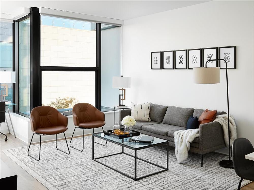 The Van Buren 808 W Van Buren St, Chicago, IL 60661