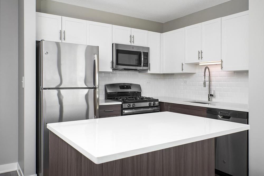 Shoreham and Tides 400 East South Water Street, Chicago, IL 60601