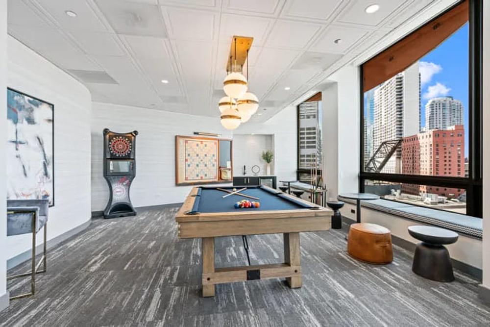 Hubbard Place 360 W Hubbard St, Chicago, IL 60654