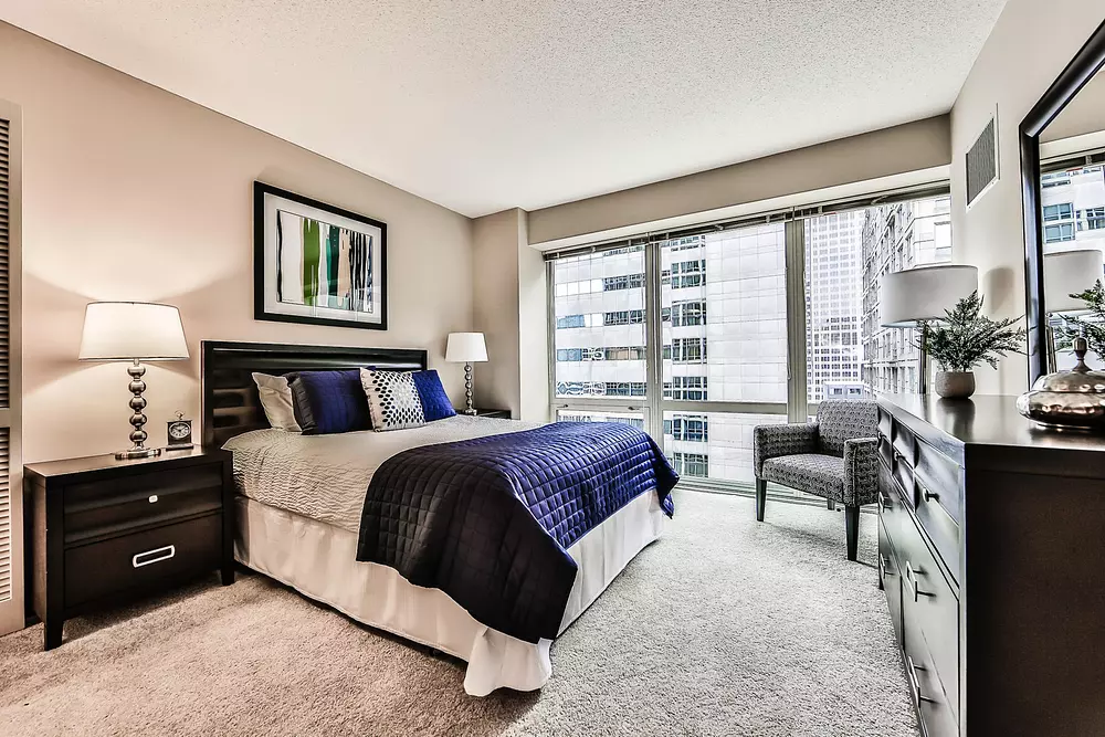 215 West Apartments 215 W Washington St, Chicago, IL 60606