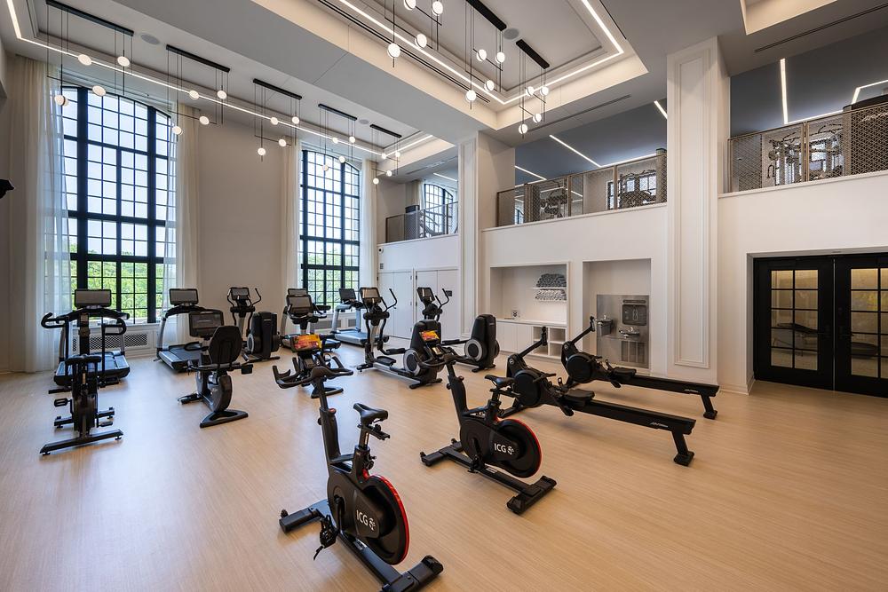 The Belden Stratford 2300 N Lincoln Park, Chicago, IL 60614