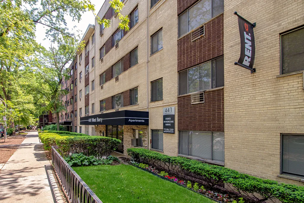 441 W. Barry 441 W Barry Ave #121, Chicago, IL 60657, United States Lakeview - Leasing by Cross Street