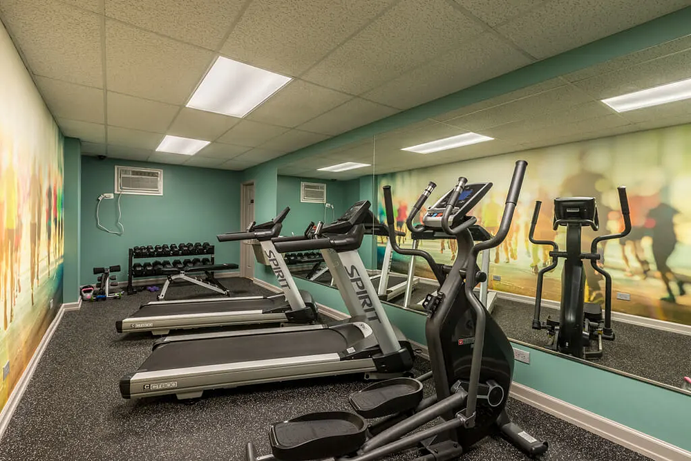 Sheridan Terrace - 6725 N Sheridan Rd 6725 N Sheridan Rd, Chicago, IL 60626 Rogers Park - Leasing by Cross Street